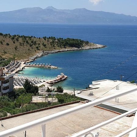 Luigi S Fairyview Apartment ساراندا المظهر الخارجي الصورة