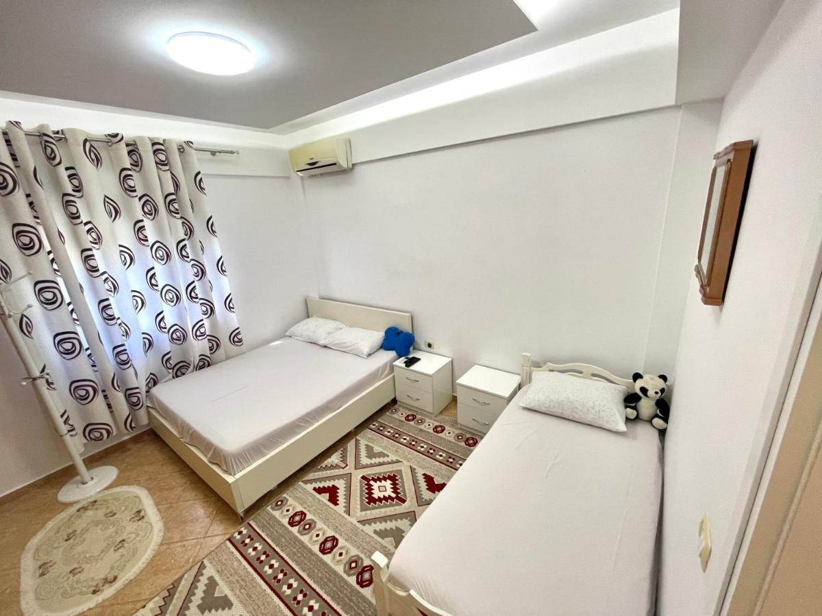 Luigi S Fairyview Apartment ساراندا المظهر الخارجي الصورة
