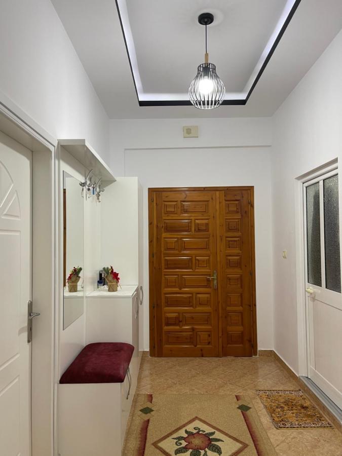 Luigi S Fairyview Apartment ساراندا المظهر الخارجي الصورة